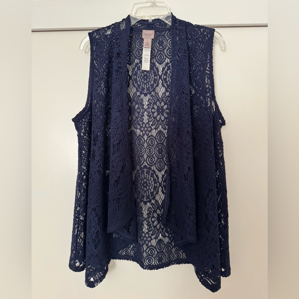 NWOT Chico’s Navy Blue Lace Flowy Lightweight Vest Size L